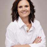 Dra. Kelly Moura