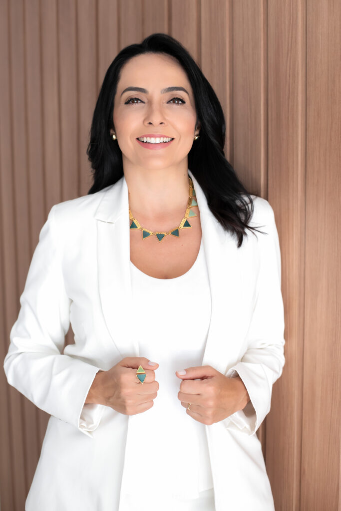 Izabella Camargo