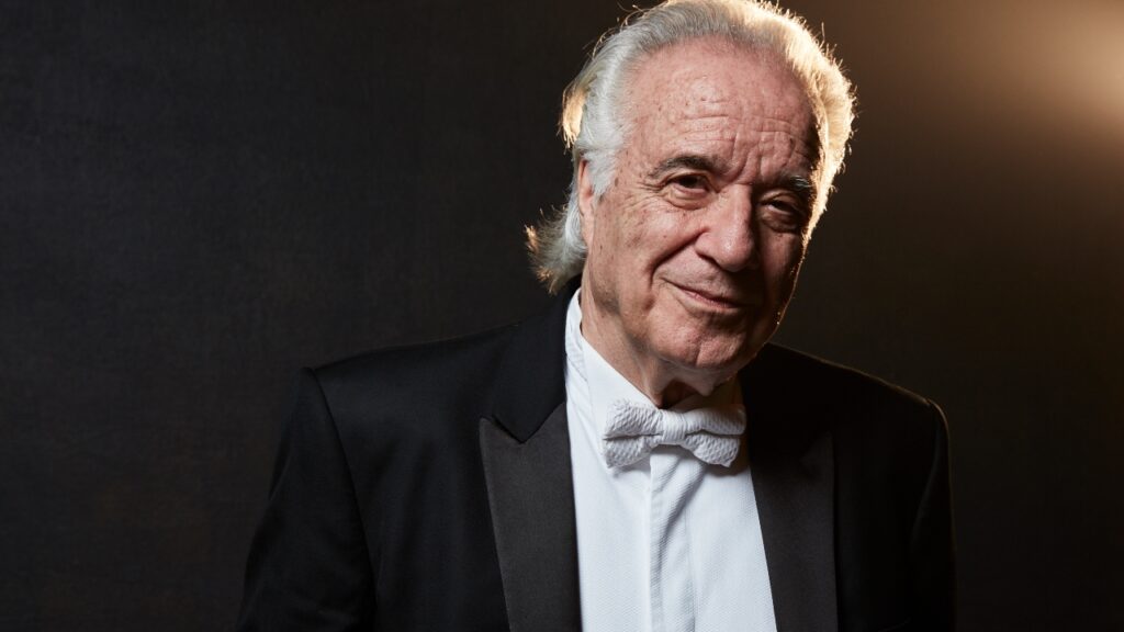 Maestro João Carlos Martins